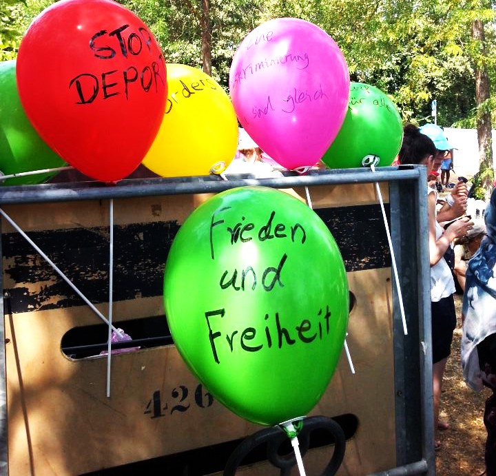 END OF YEAR GREETINGS